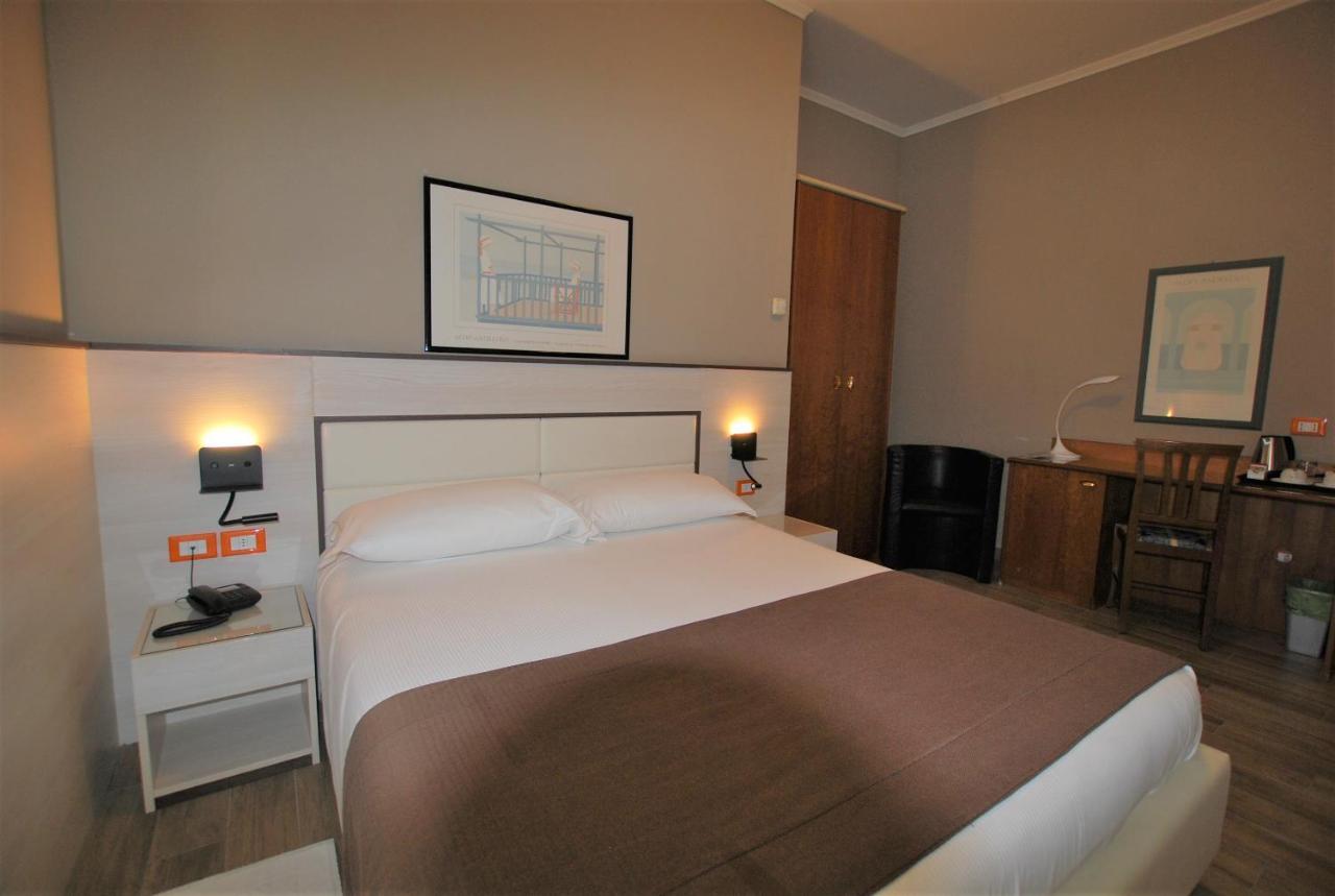 Hotel Lenotel 외부 사진