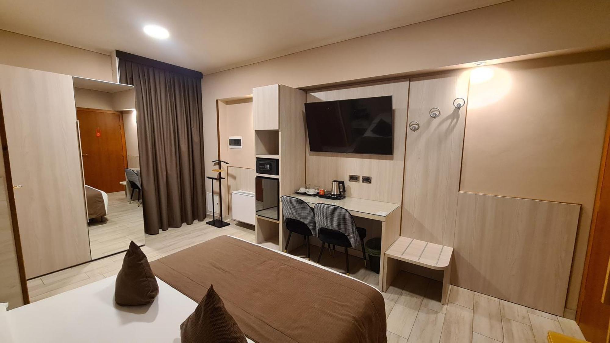 Hotel Lenotel 외부 사진
